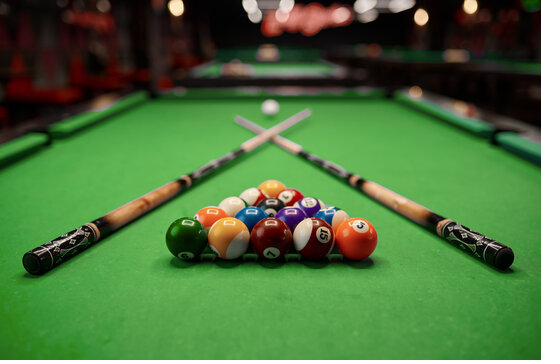 A snooker table at Dekroun Hub